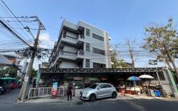 SRINN House, Bangkok