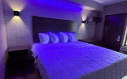 THE VINE HOTEL BRAND NEW