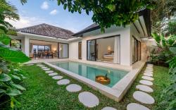 Niki_StunningUbudVilla with Panoramic Temple Views