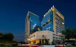 New Century Grand Hotel Wenzhou University Town