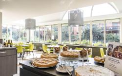 Mercure Roma West Hotel