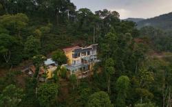 Whispering Waters - breathtaking vistas of hills!