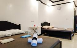 Strangers Inn&Bar (room#2)