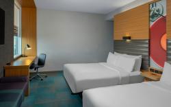 Aloft Green Bay