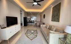 R&F Premium Boutique 2R2B Homestay By Wan Li