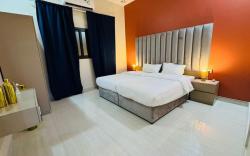 IS 2 Orange apartments