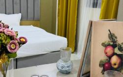 IS 6 New apartment gold style