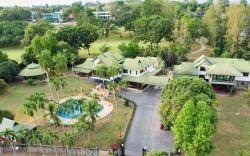 Phoenix Golf Luxury Villa