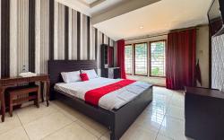 RedDoorz @ RCK Megamendung Puncak