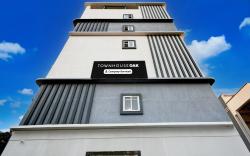 Super Townhouse L B Nagar Metro Station