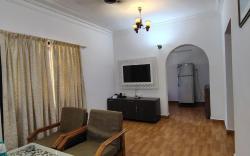 RoomzAway1603:Pool,Kitchen,Wi-Fi, Senior-Friendly