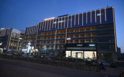 Hotel Sky Gold