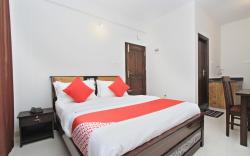 OYO 12033 Hotel Royal Residence