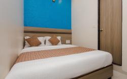 Hotel O Golden Arch