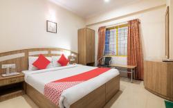 OYO 9633 Hotel Srinidhi Residency