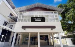 Super Townhouse Deshabhimani Road Kaloor Kochi