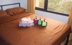 Cozy 1 Bed Suite - Minutes to NAIA and MOA!