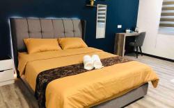M3 homestay (shoplot)