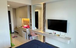 Citra Plaza 3925 Studio