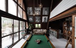 Log in Okinawa -wood-