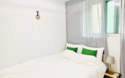 Naru House