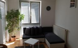 Victoria Apartment