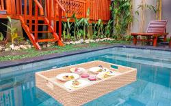 Pondok Langkih with Free Floating Breakfast 1