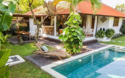 Amazing villa Seminyak, huge garden Seminyaksquare