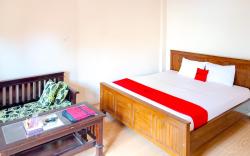 RedDoorz @ Dewa Breeze Inn Near Paralayang