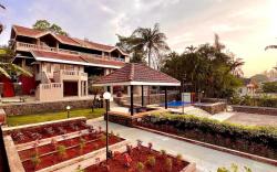 Montana Mist 3BHK with Pvt Pool By Stellar Stays