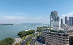 Xiamen Lujiang Harbourview Hotel
