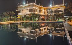 Krishna Kunj Resort