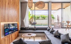 Time Out Villa - 2BR Villa in Kerobokan