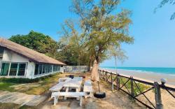 Rimhad Villa 4BR Maepim beachfront-Rayong