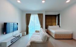 Solaris Dutamas ModernSuite 6Pax Publika 01