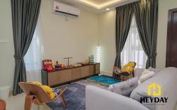 Family Homestay Dato Onn JB | 12Pax@Projector@Pool