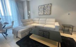 Marina Gem: New& Comfy, Balcony,  10min to Beach!