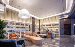 Atour Hotel Chongqing West Railway Station Longhu Yunling Tianjie