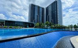 Gamuda Cove Jungle view Splash Mania Air-Con Suite