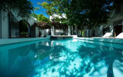 Akademie Street Boutique Hotel