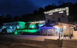 Beachfront Hostel