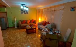 Comfortable downtown apartment, everything close !