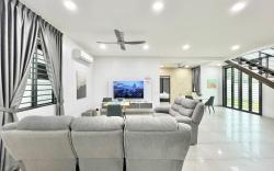 Skudai Sutera Corner House|10 pax| Cozy 4 bedrooms