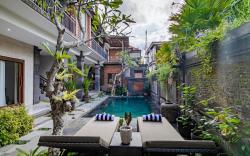 Ayu Sari Guesthouse by Mahaputra
