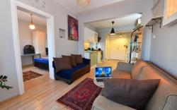 Cozy Heart Of Taksim 2BR ApartmentYour Urban Oasis