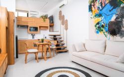 Karra Loft - Modern Loft , 2/1 (1st floor)