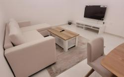 HARF22G02-02  stylish 2BR in AD