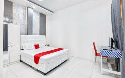 RedDoorz Near RS UMMI Bogor
