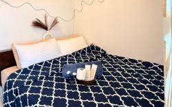 Melcky’s pad staycation