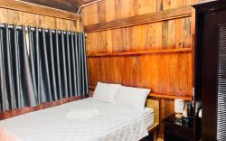 Nhà trên cây- Nhà Lụa Retreat